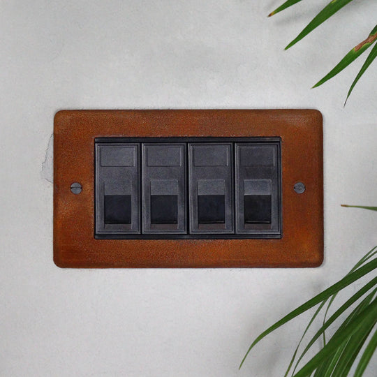 Rusted 4 Gang RJ45 Socket