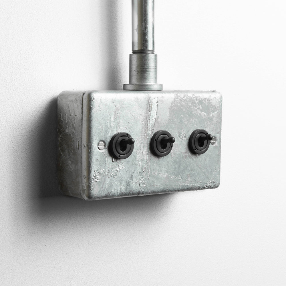 Galvanised 3 Gang 2 Way Toggle Switch
