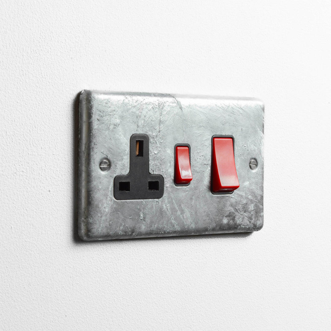 Galvanised 45amp Cooker Switch With Socket