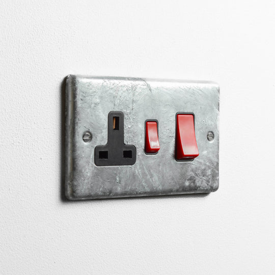 Galvanised 45amp Cooker Switch With Socket