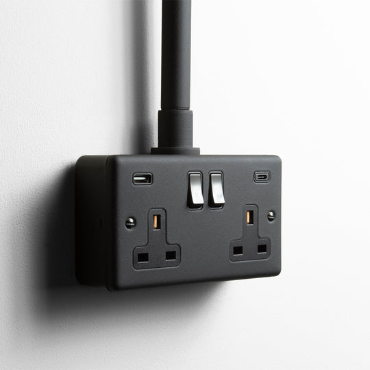 Textured Black Double Socket With USB A & C