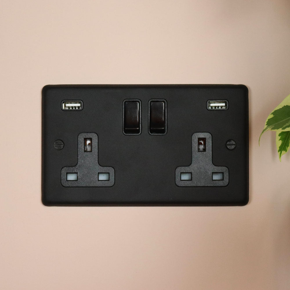 Textured Black Double Socket With USB