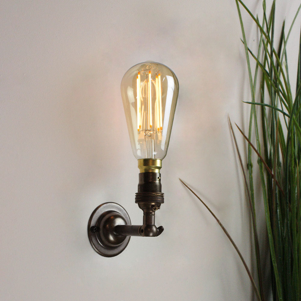 B22 Period Wall Light