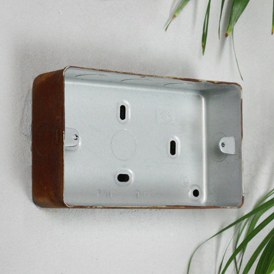 Rusted Double Back Box