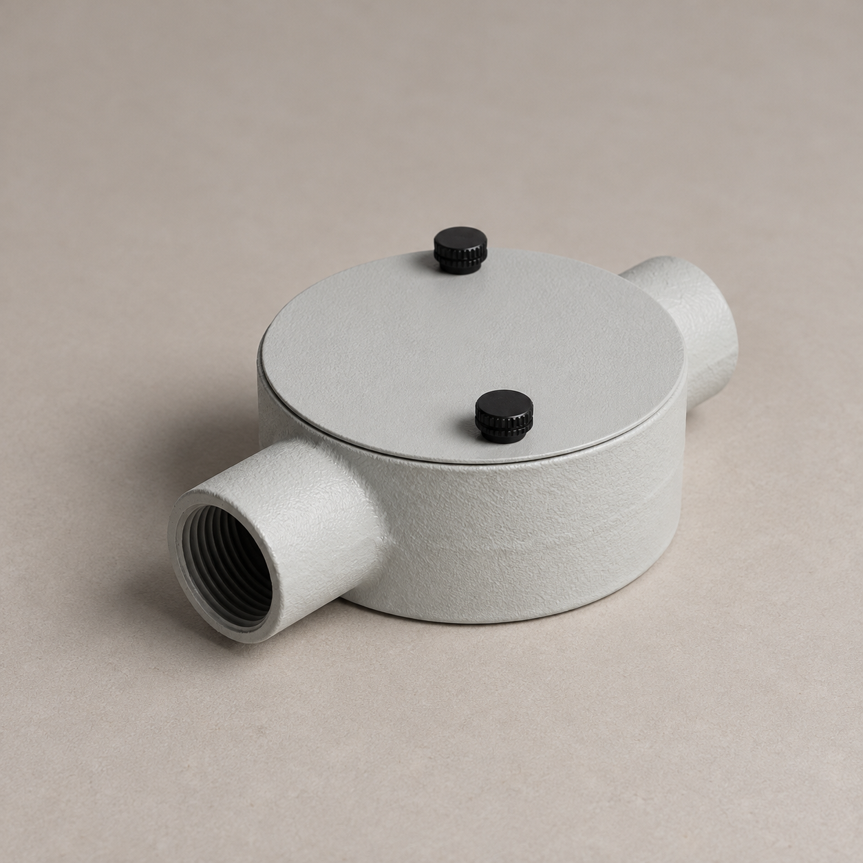 20mm Conduit Through Box – Feather Grey